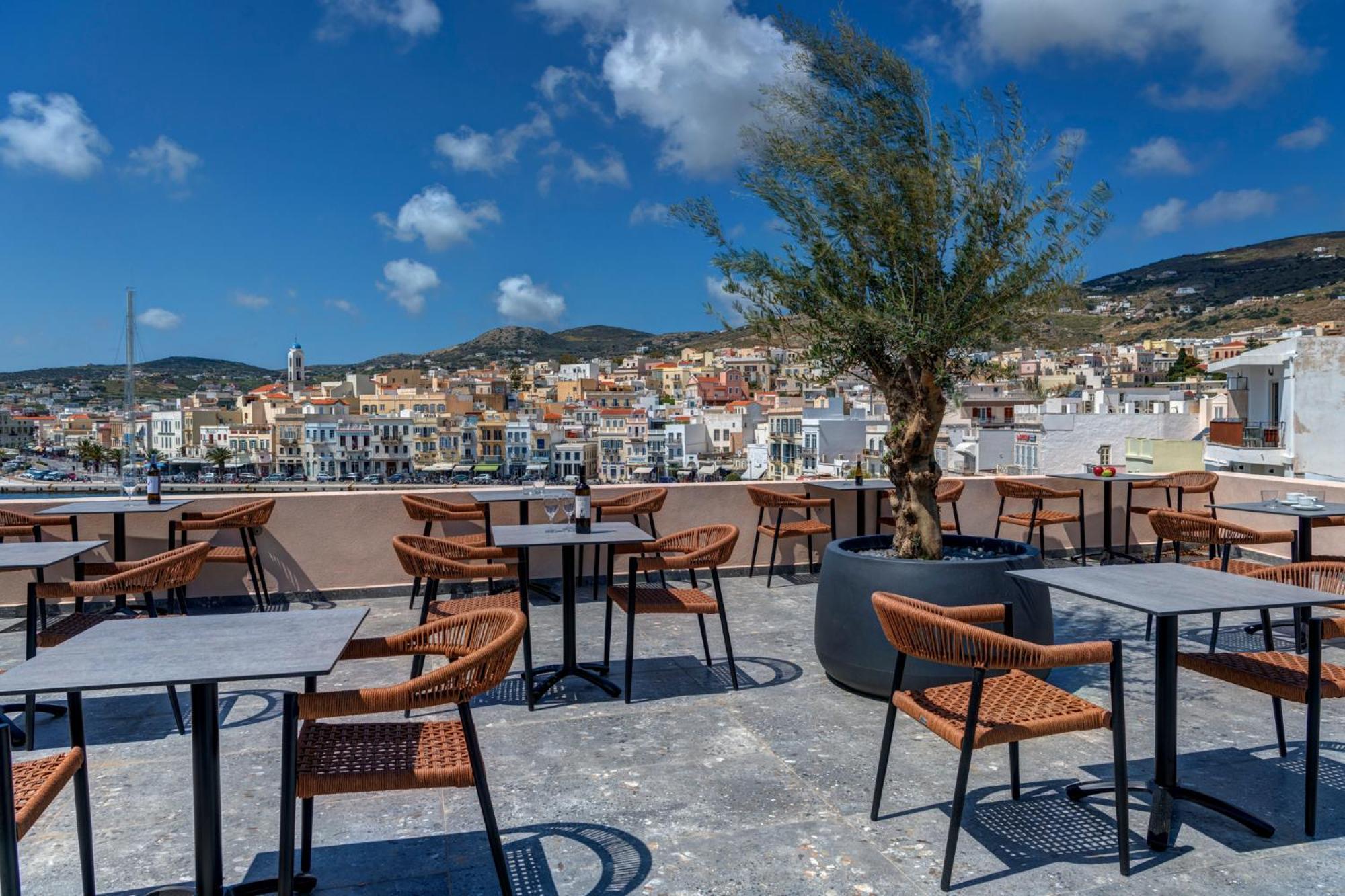 Eclectic Syros Bed & Breakfast Ермополи Екстериор снимка