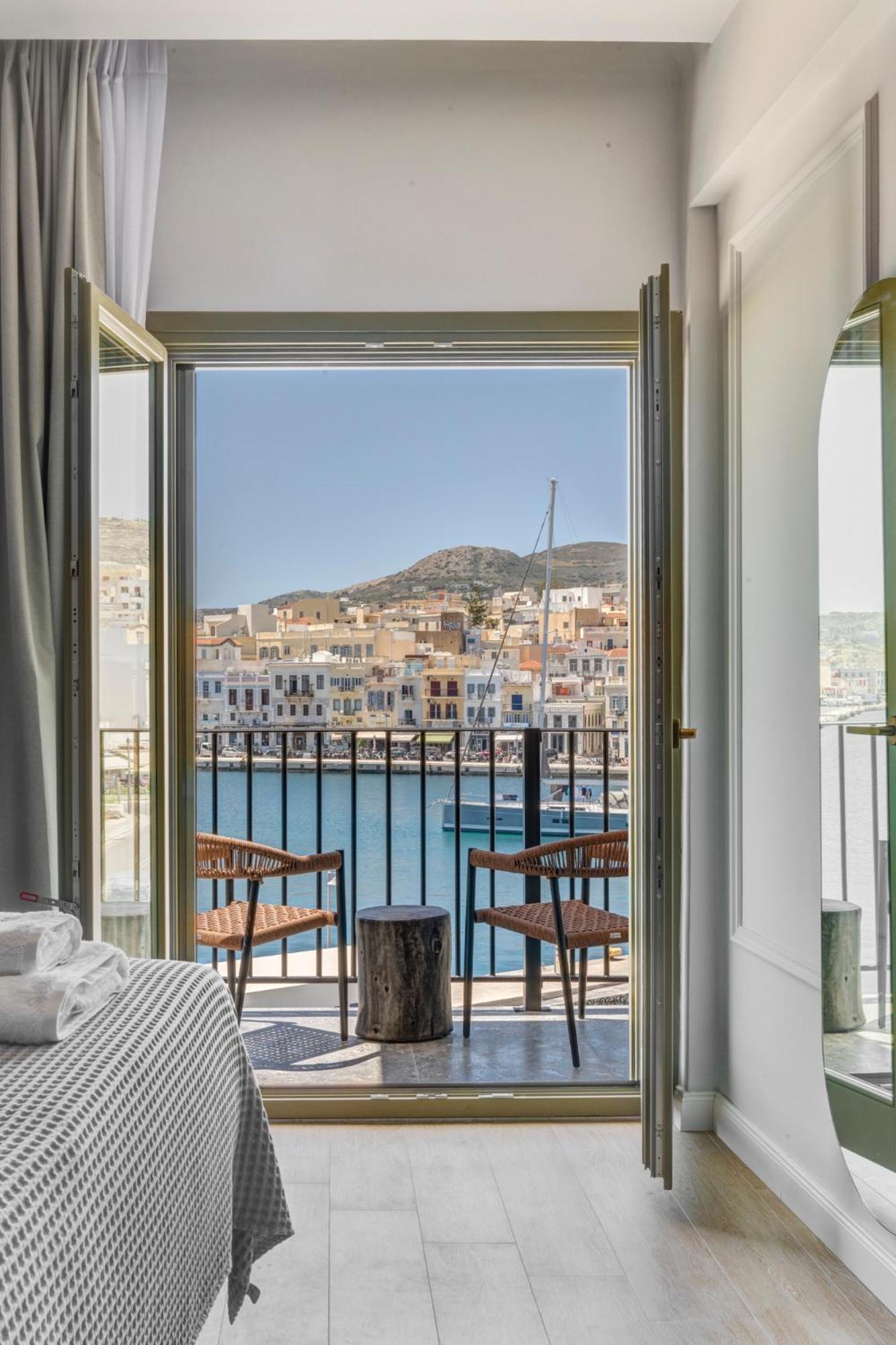 Eclectic Syros Bed & Breakfast Ермополи Екстериор снимка